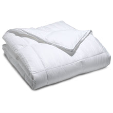 Load image into Gallery viewer, King size 100-Percent Cotton Medium Warmth Down Alternative Comforter
