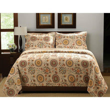 Load image into Gallery viewer, Full / Queen Retro Moon Shaped Floral Medallion Reversible 3 Piece Quilt Set
